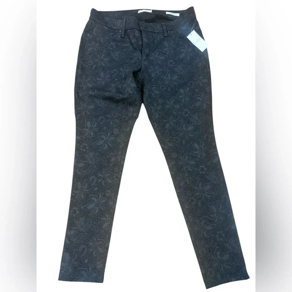NWT Jessica Simpson Laced Floral Kiss Me Skinny Pants